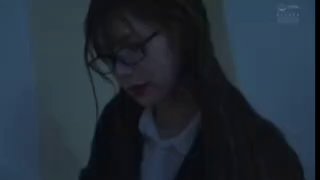 学生JK制服娇喘啪啪免费阅读把邻居的媳妇骗过来，开始不愿意，后来主动。叫声迷人《直播盒子》